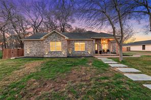 117 Lost Oaks Drive - Photo 3