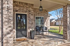 117 Lost Oaks Drive - Photo 4