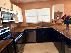 1410 Bowie Street - Photo 6