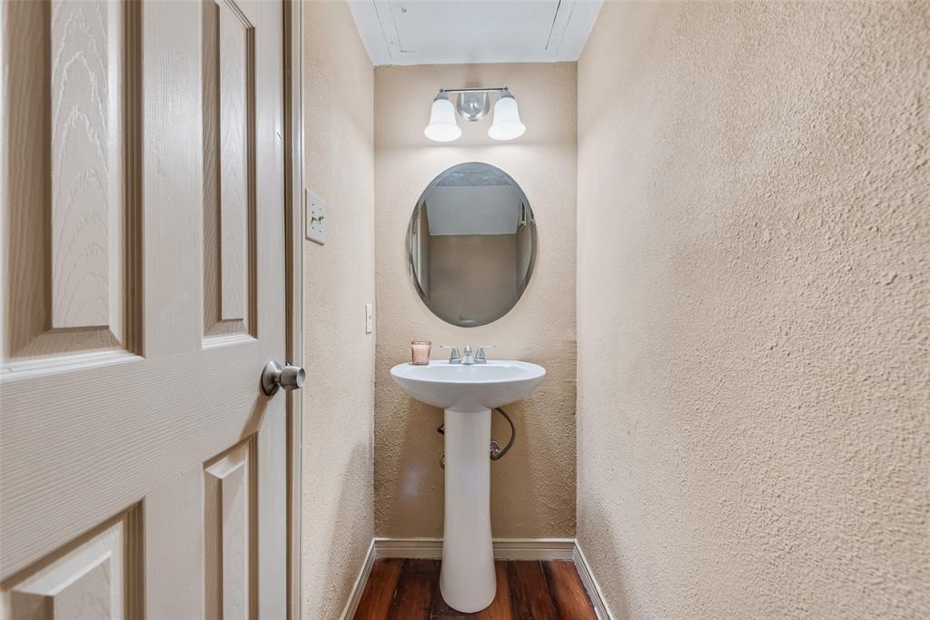9801 Royal Lane - Photo 12