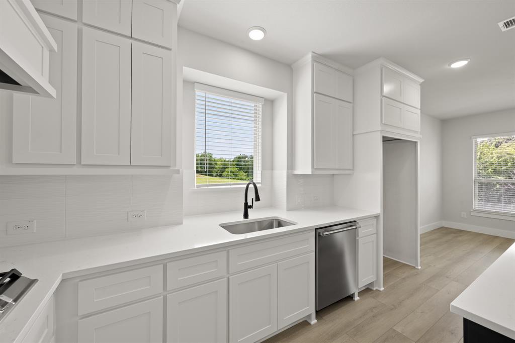 513 S Hidden Lakes Drive - Photo 14