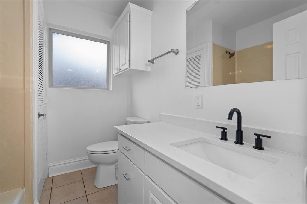 627 W 2nd Street - Photo 15