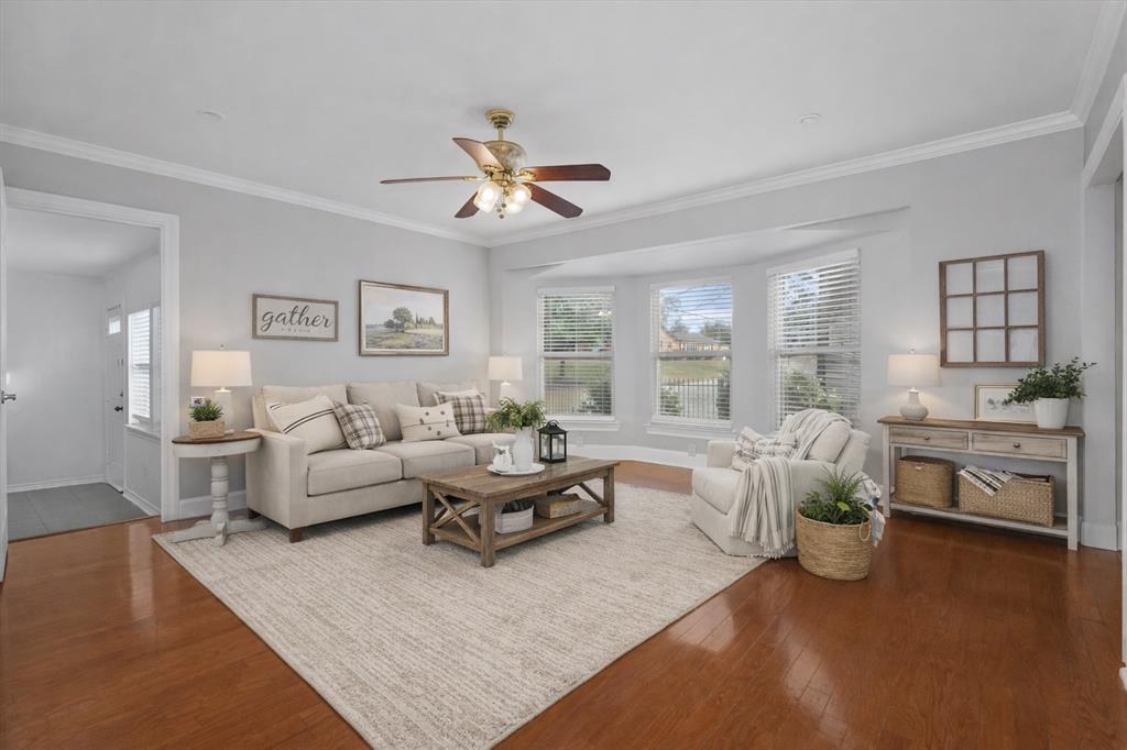 627 W 2nd Street - Photo 5