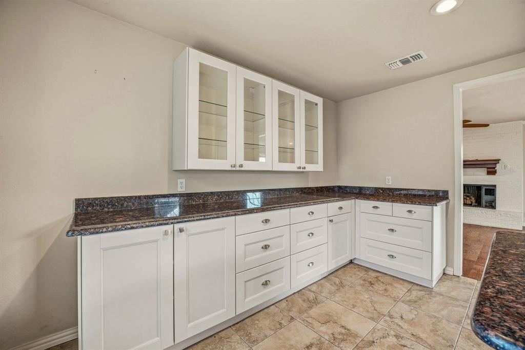 7115 Westover Drive - Photo 11