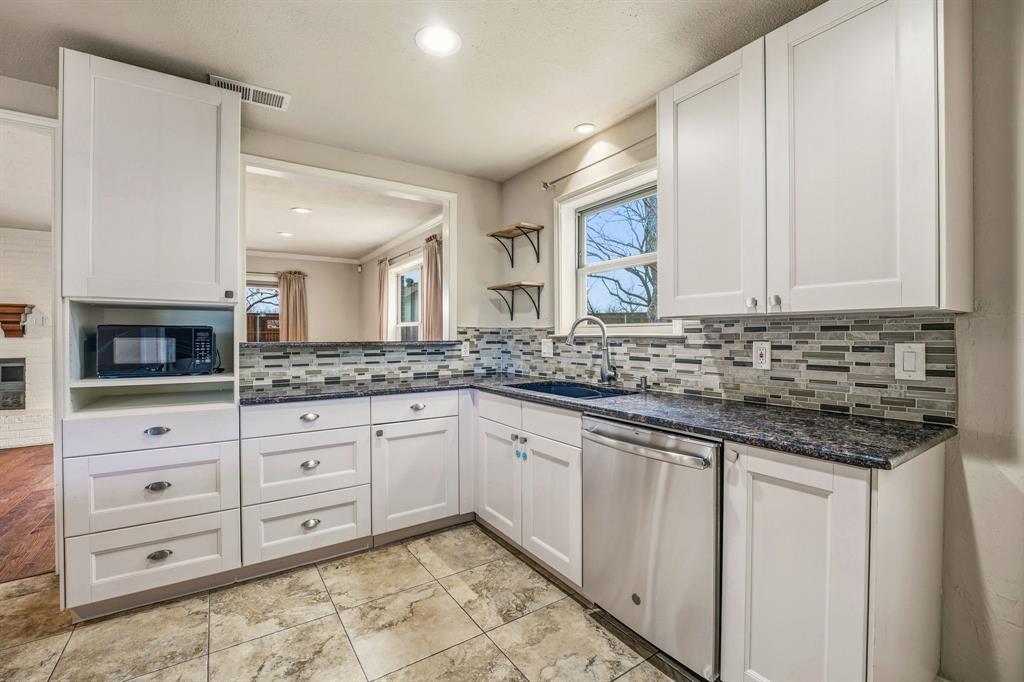 7115 Westover Drive - Photo 13