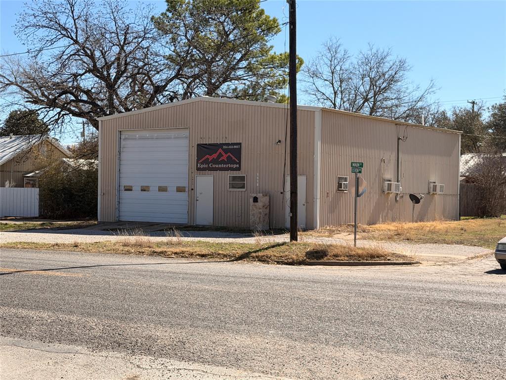 1012 W Main Street - Photo 2