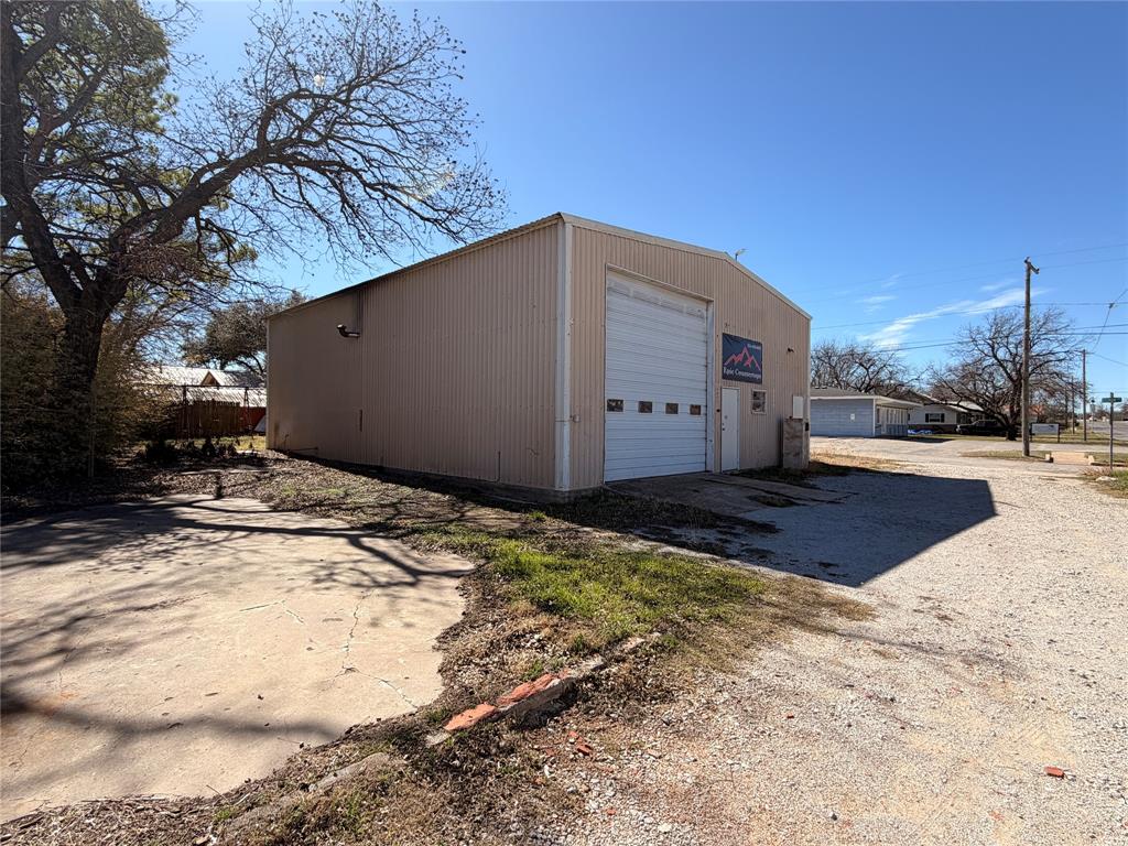 1012 W Main Street - Photo 3