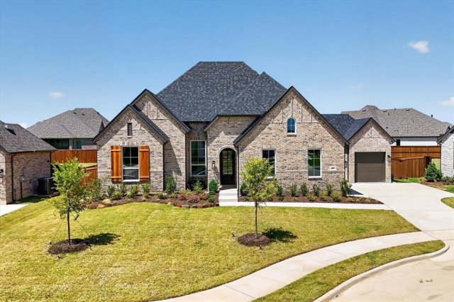 2818 Cedar Ridge
