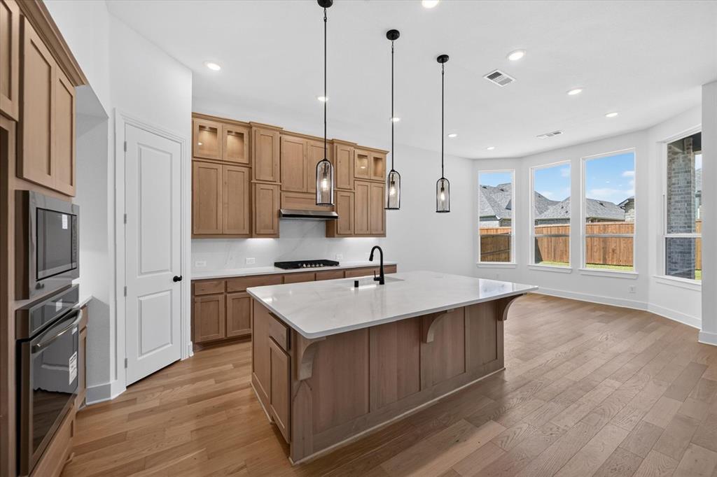 2818 Cedar Ridge - Photo 6