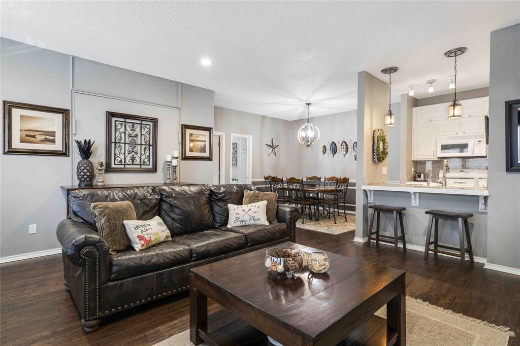 2164 Tanglewood Boulevard - Photo 6