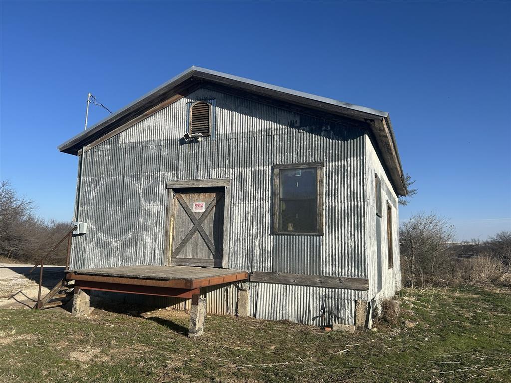 608 E College Street - Photo 15