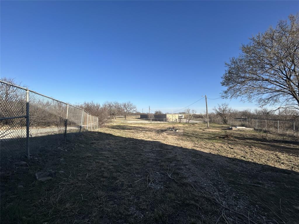 608 E College Street - Photo 21