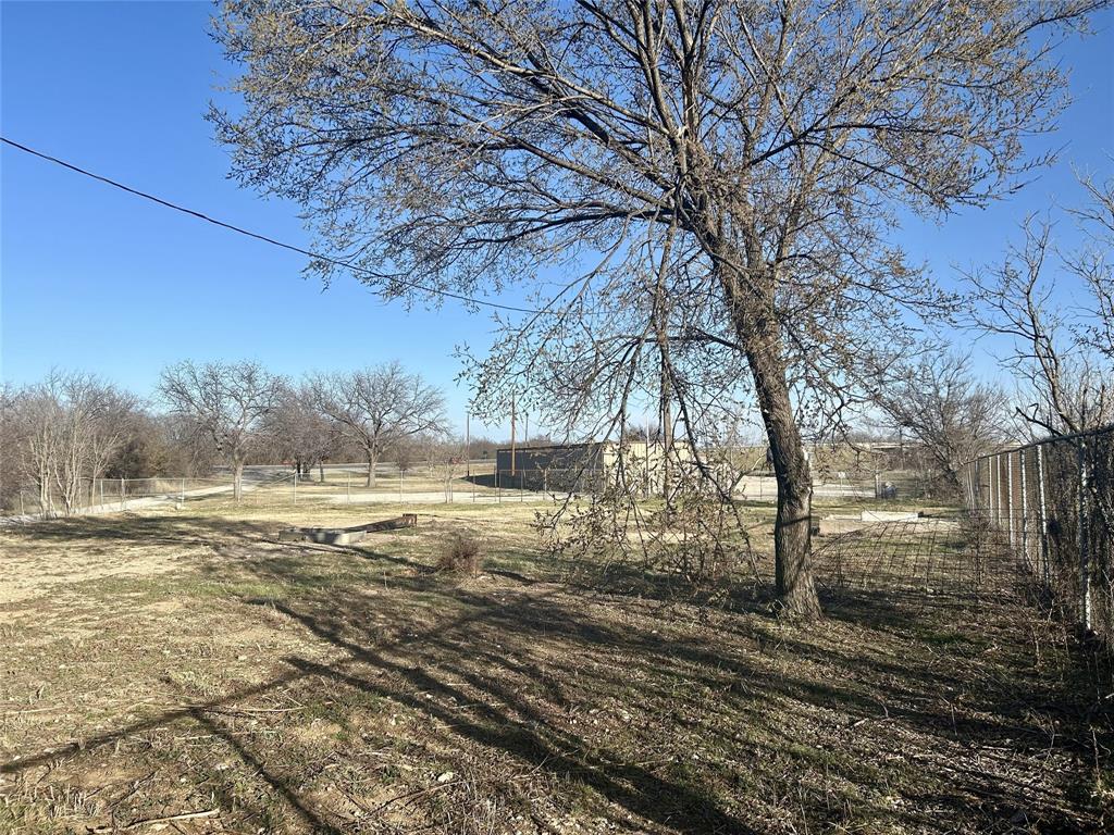 608 E College Street - Photo 23