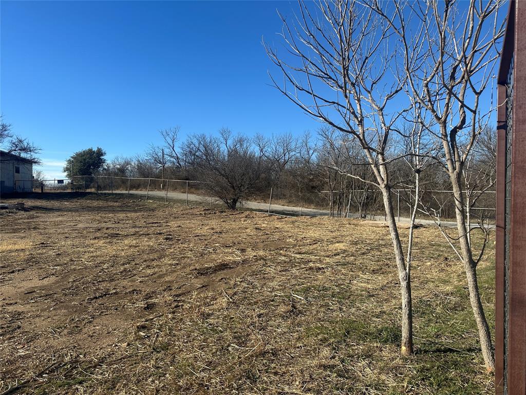 608 E College Street - Photo 29