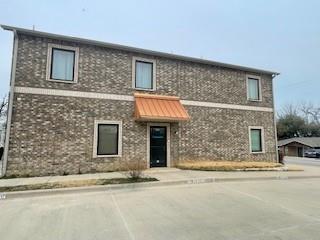 105 N Lakeview Drive - Photo 3