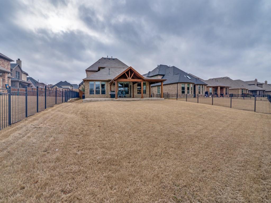408 Heritage Lane - Photo 31