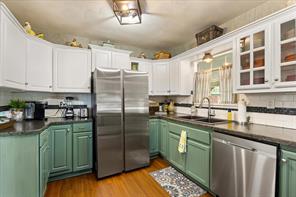 1002 W Pearl Street - Photo 13