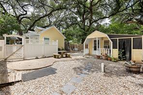 1002 W Pearl Street - Photo 35