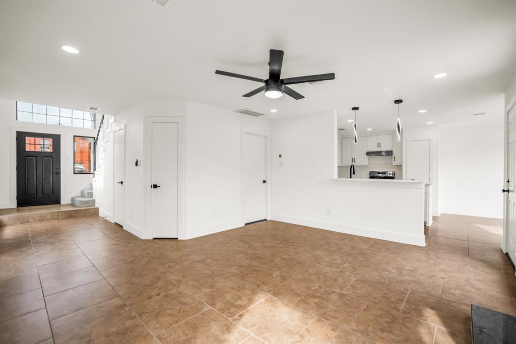 703 Meadowcreek Court - Photo 14