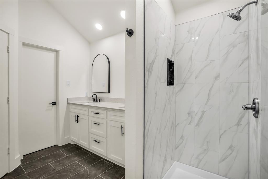 703 Meadowcreek Court - Photo 24