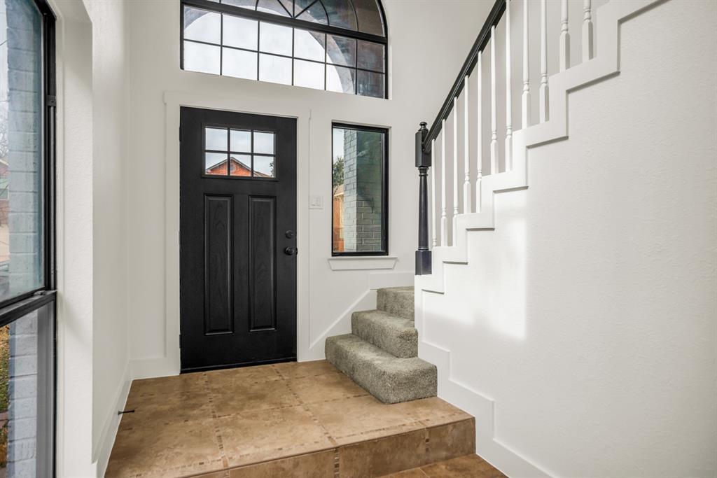 703 Meadowcreek Court - Photo 5