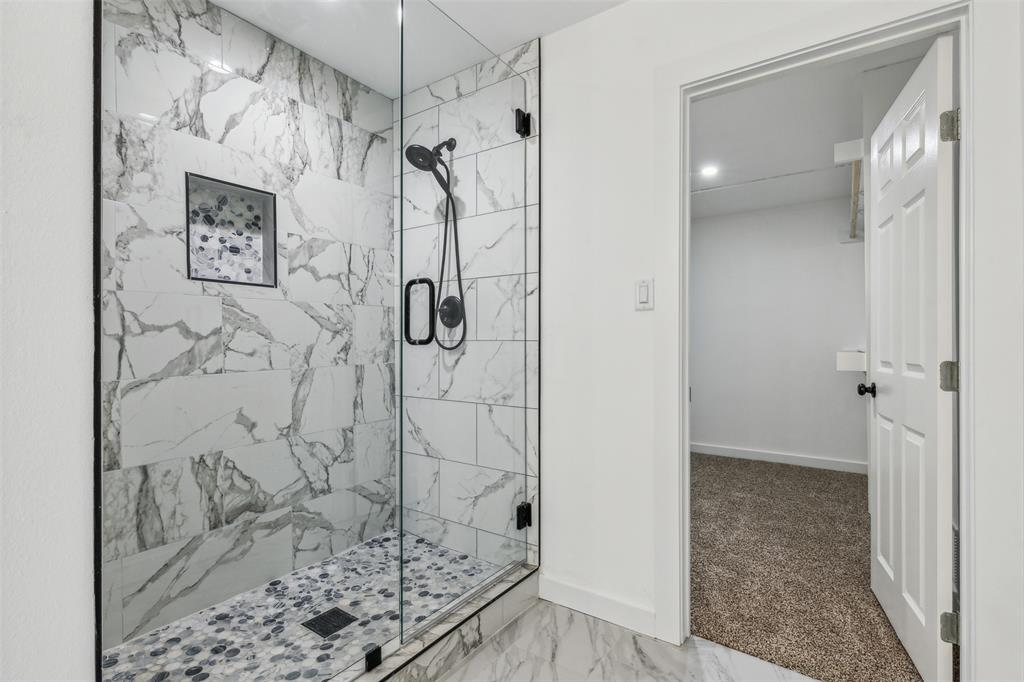 549 W Paloma Court - Photo 19