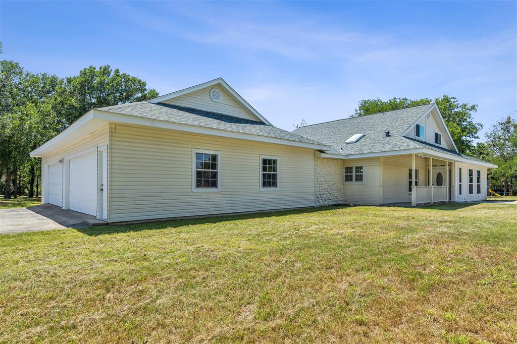 549 W Paloma Court - Photo 3