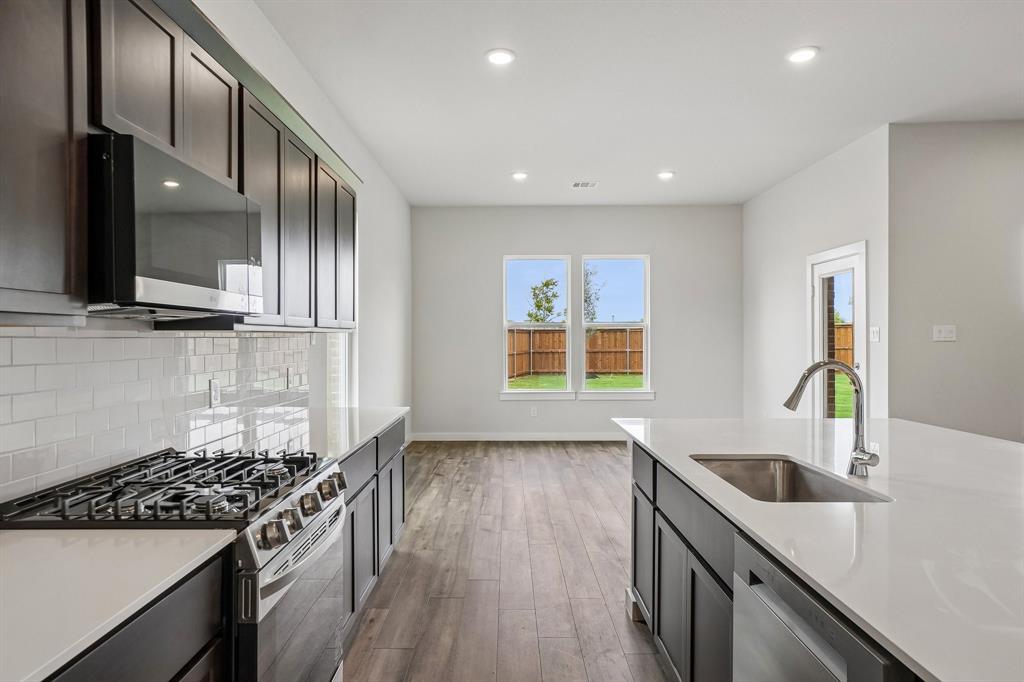 615 Landry Lane - Photo 10
