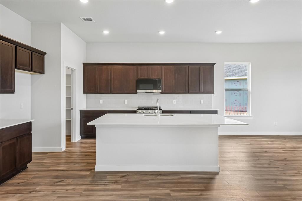 615 Landry Lane - Photo 7