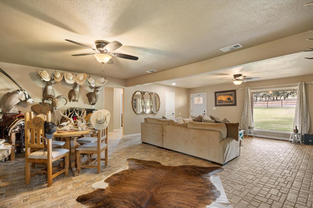 2720 N US 377 - Photo 24