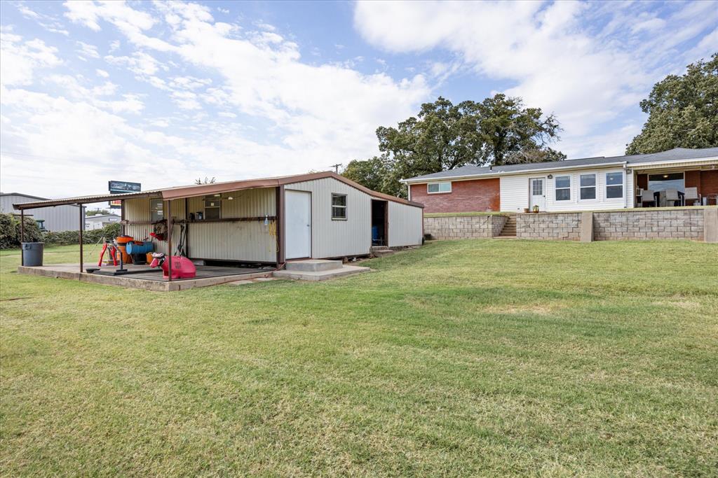 2720 N US 377 - Photo 29