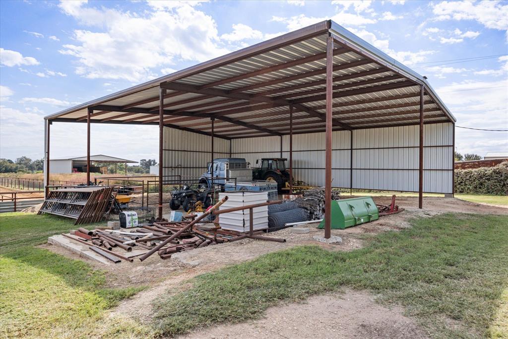 2720 N US 377 - Photo 31