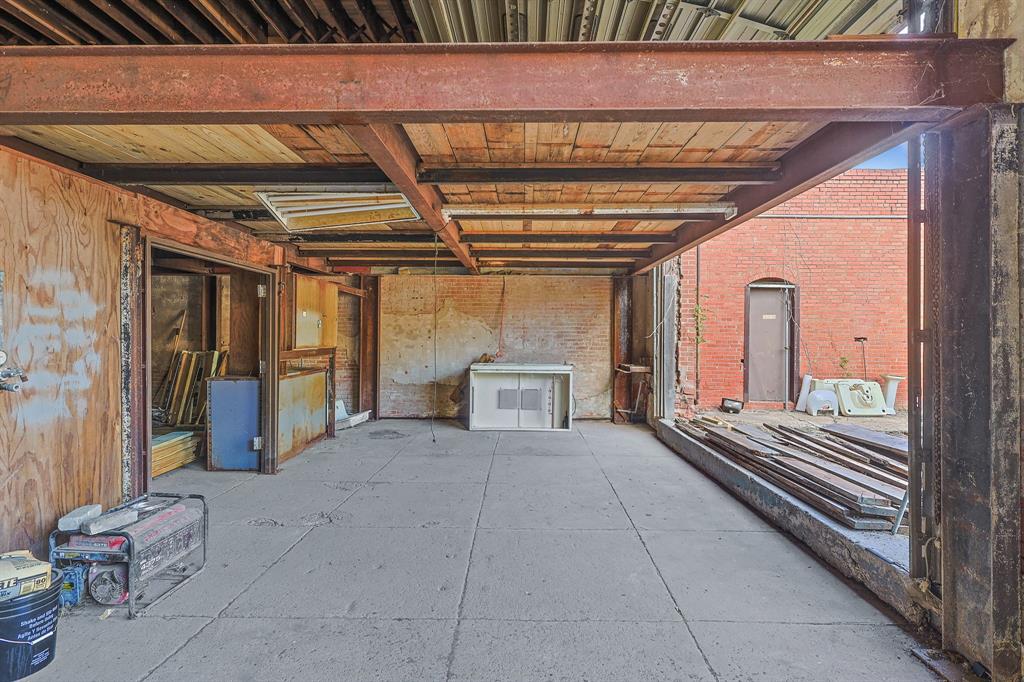 125 S Waco Street - Photo 21