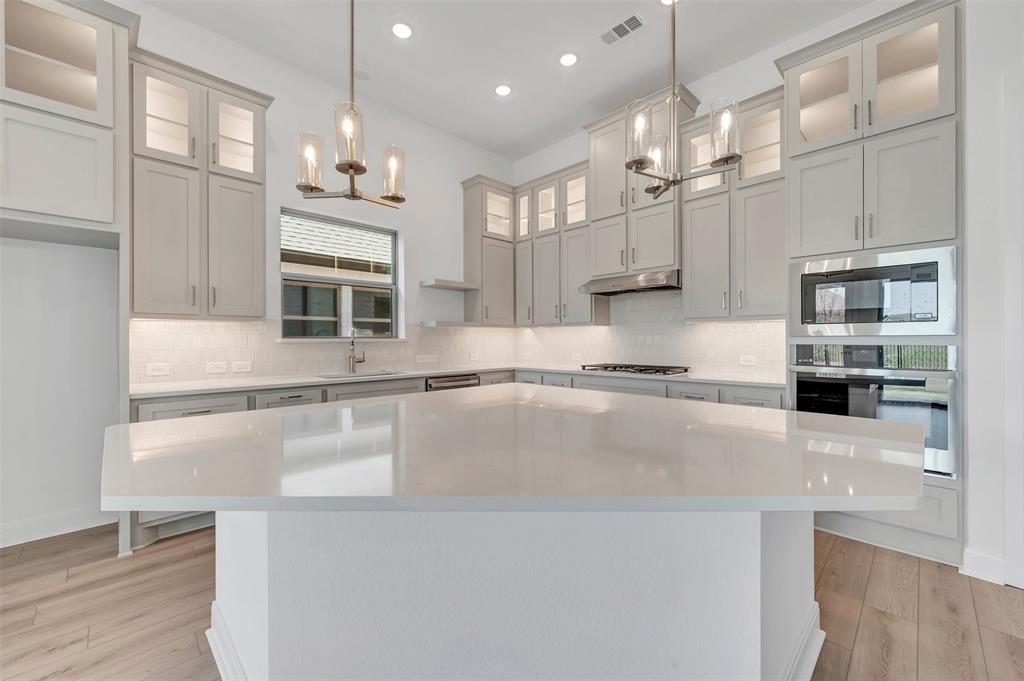 7829 Pondview Lane - Photo 11