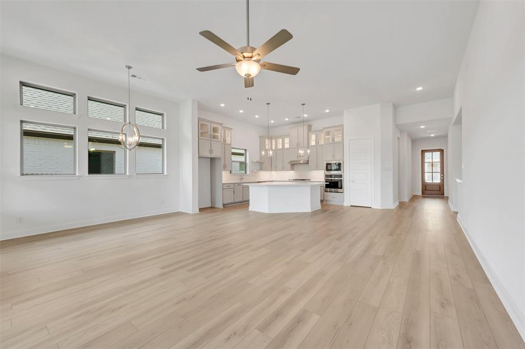 7829 Pondview Lane - Photo 19