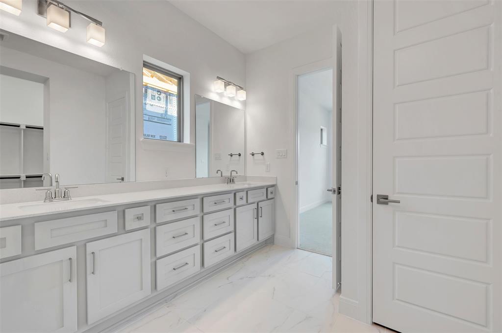 7829 Pondview Lane - Photo 30