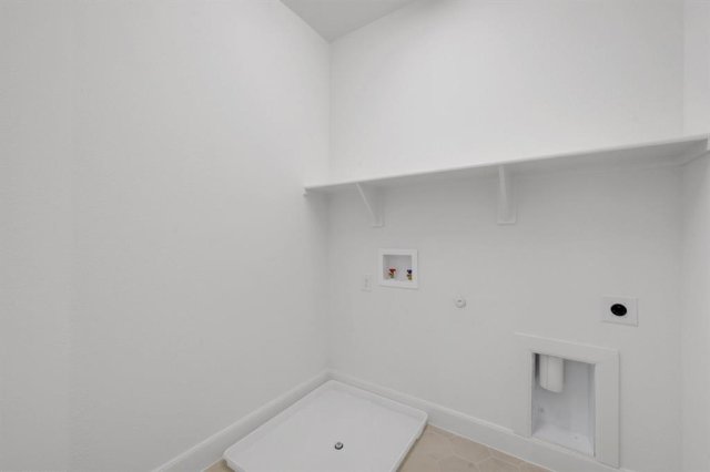 Photo 34