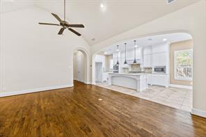 1021 White Crest Lane - Photo 4