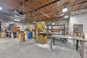 3900 S Peachtree Road - Photo 8