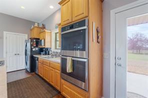 8089 Fm 580 E - Photo 13