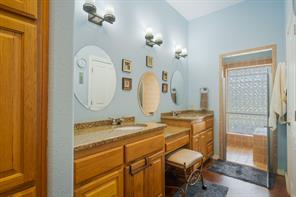 8089 Fm 580 E - Photo 19