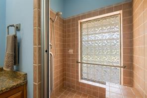 8089 Fm 580 E - Photo 20