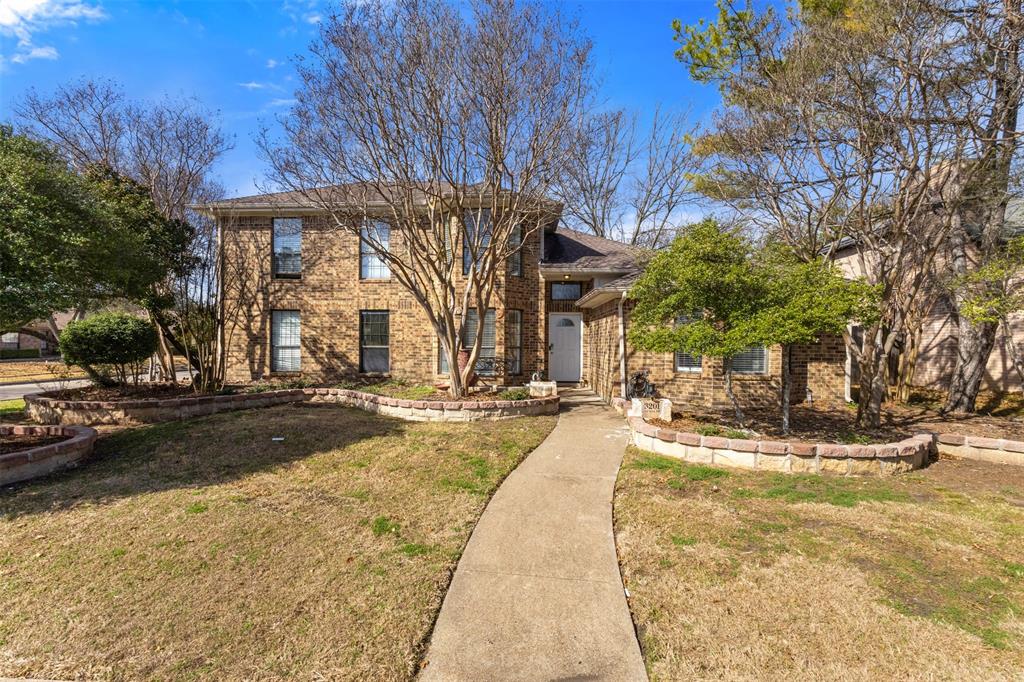 3201 Auburn Drive - Photo 1