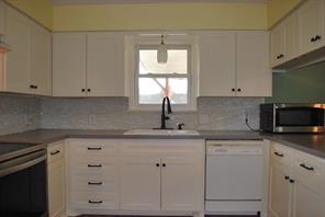 2604 W Johnson Street - Photo 12