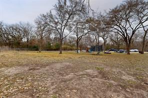 12029 Forest Glen Lane - Photo 35