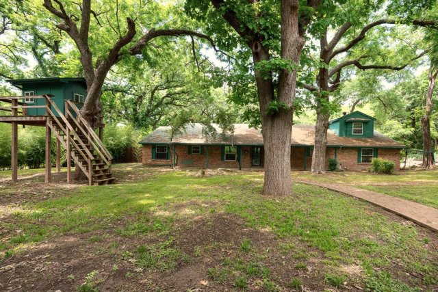 5731 Mona Lane