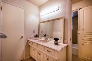 5731 Mona Lane - Photo 14