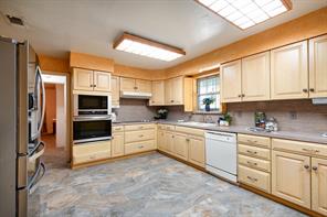 5731 Mona Lane - Photo 3