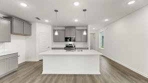 1716 Edgeway Drive - Photo 3