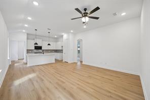 8725 Acorn Avenue - Photo 11